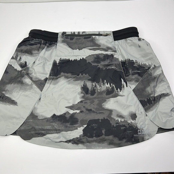 THE NORTH FACE Woman’s Flight Series Trail skirt Black Gray Sz M - Picture 2 of 12